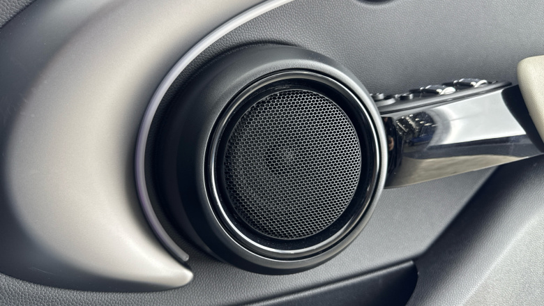 MINI Hatchback 1.5 Cooper Exclusive 5dr Auto Petrol Hatchback